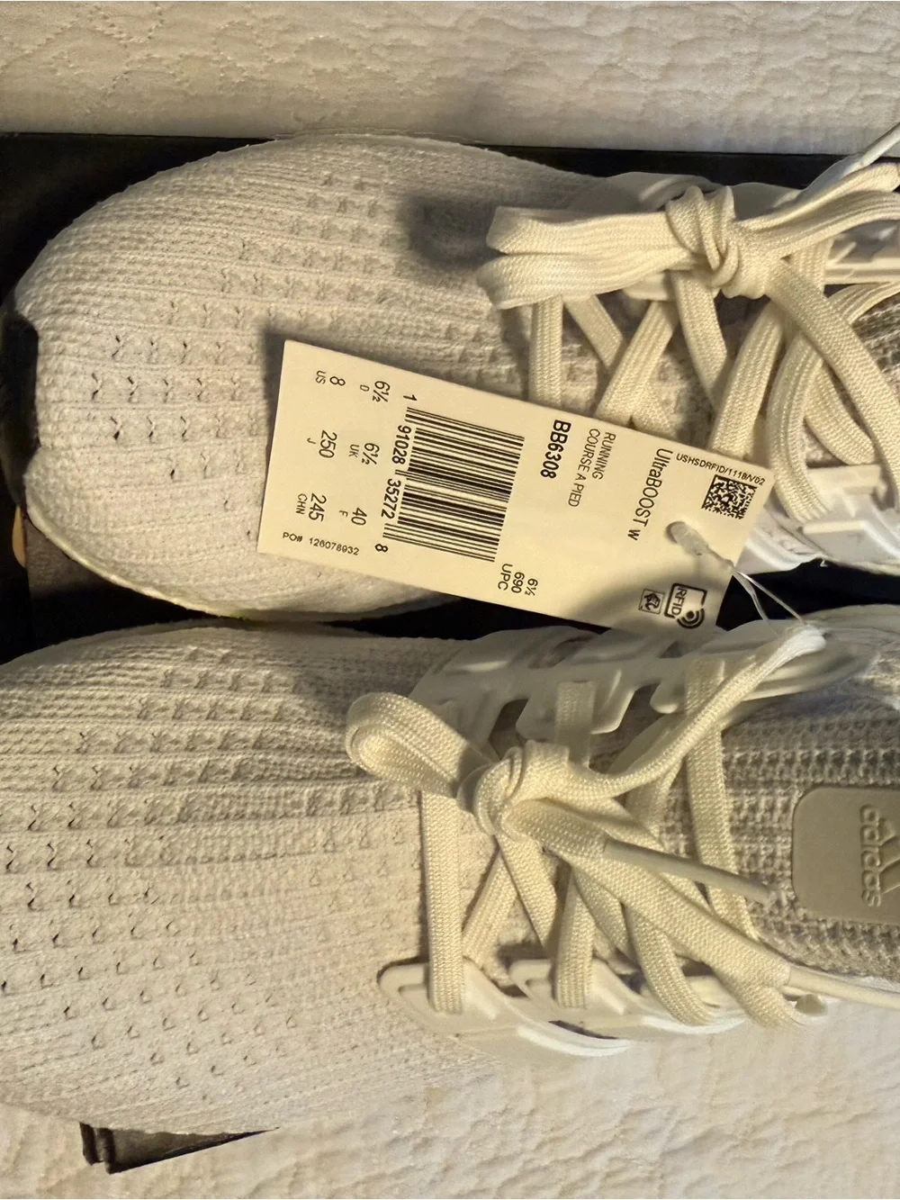 NWT ADIDAS ultraBOOST women running shoes size 8 - Picture 7 of 8